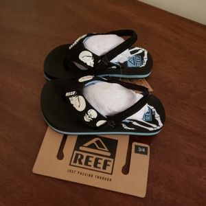 Nwt Reef Toddler Sandals size 3-4